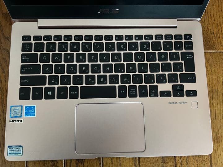 ASUS ZenBook 赤坂直営店開店1周年記念モデル　ピンクゴールド