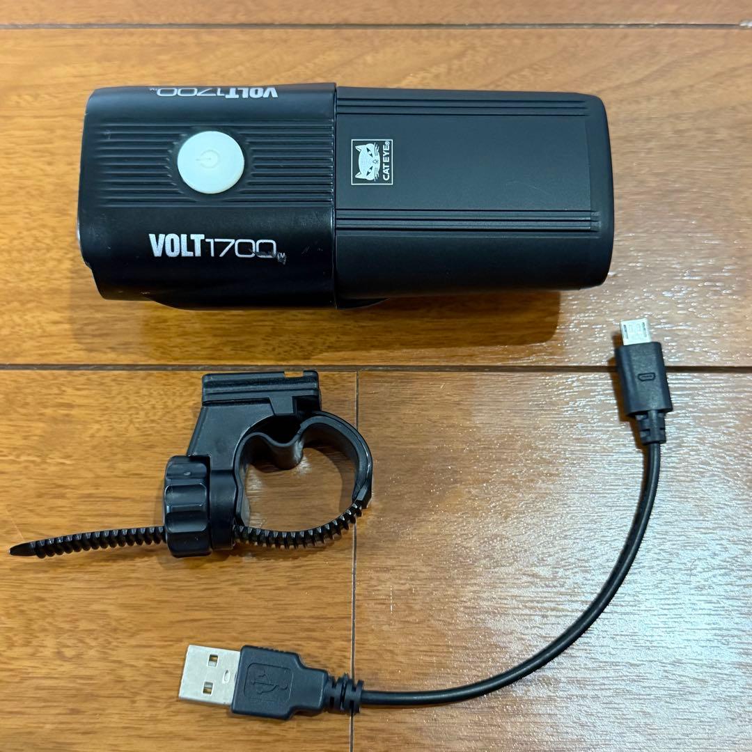 キャットアイ VOLT1700 充電式ライト1700ルーメン