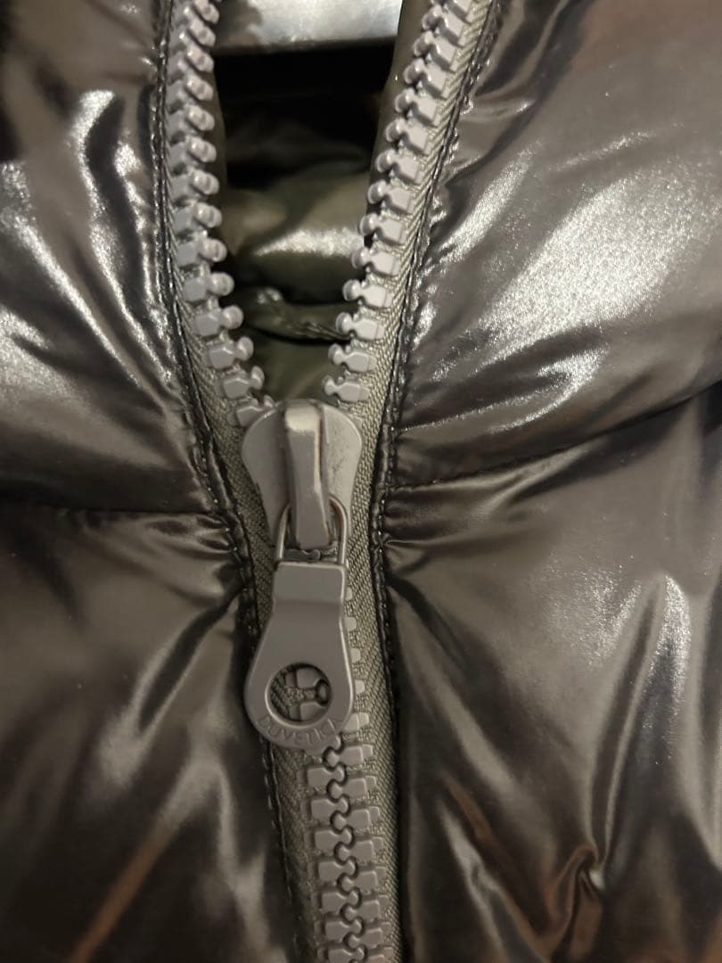 DUVETICA ダウンジャケット(ブラック・サイズ48)