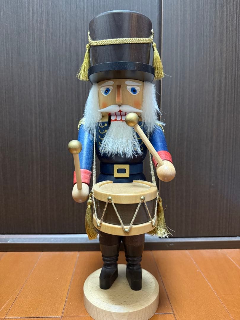 クリスチャンウルビリヒト　くるみ割り人形　青ドラマー