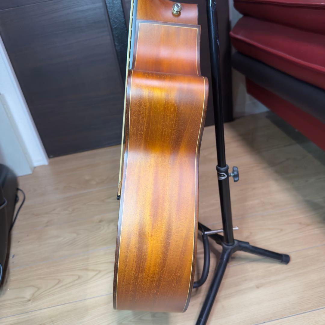 ふふエレアコ　Faith FV オール単板　純正ハードケース付 生産終了品