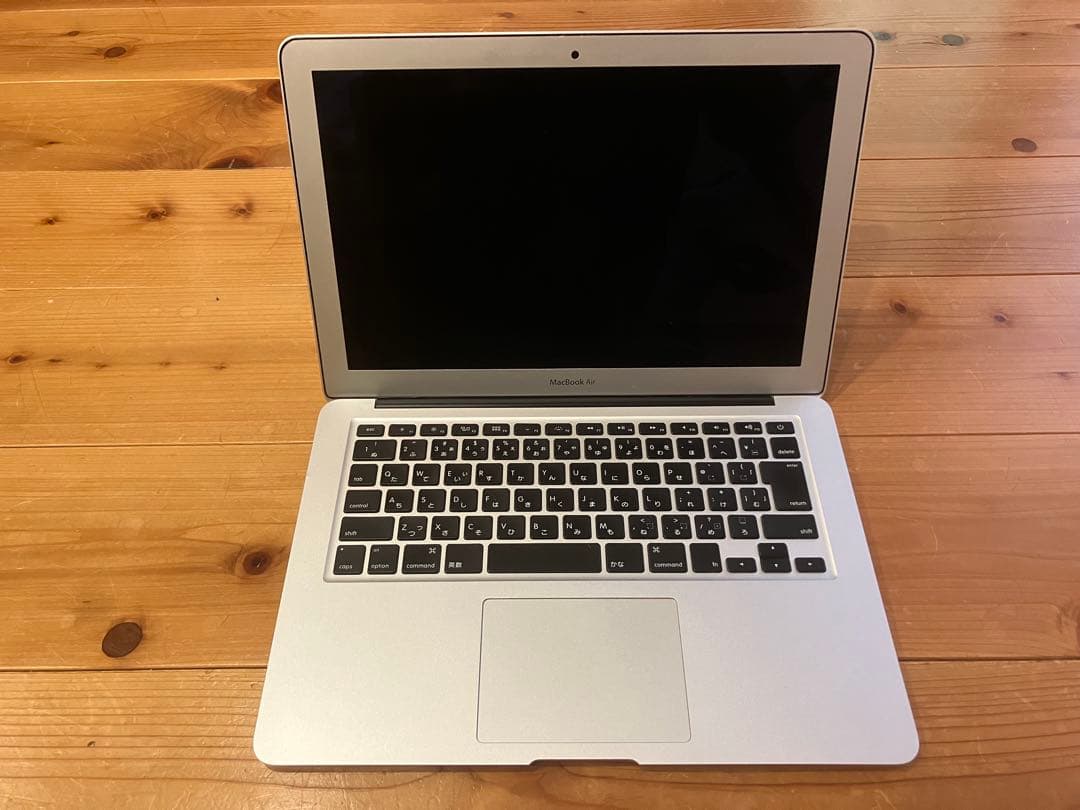 Macbook Air 13 8G 256GBバッテリー良好A1466 ケース付