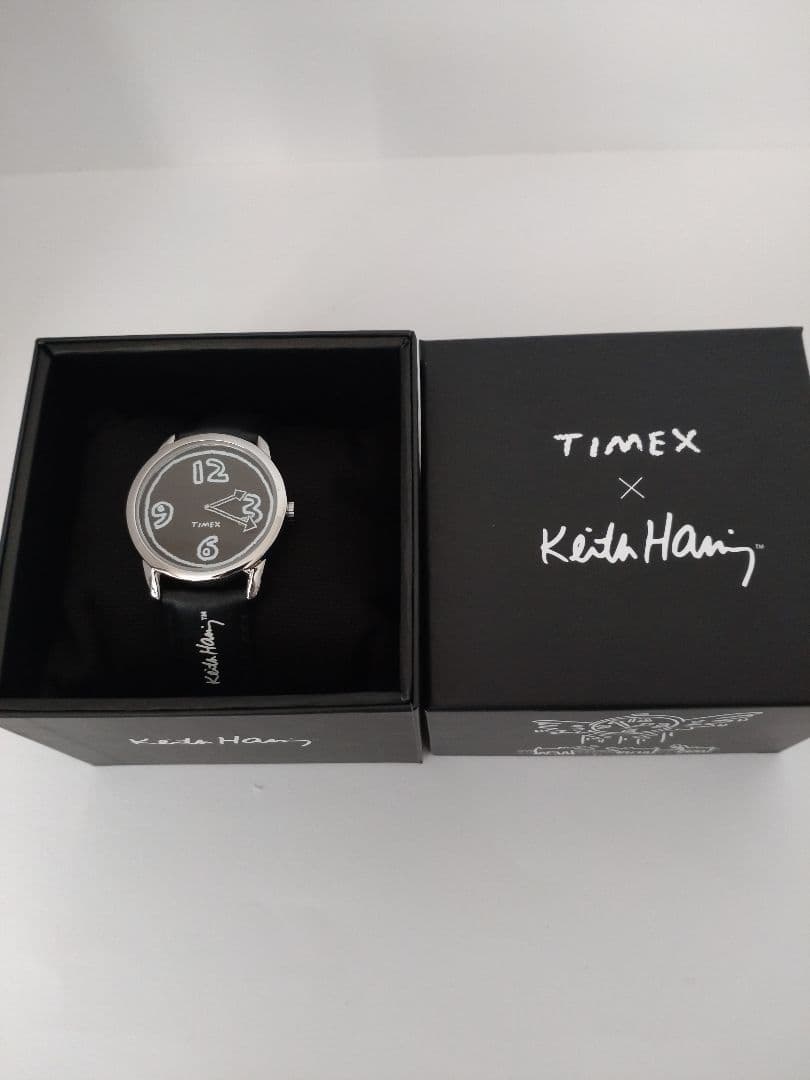 TIMEX x Keith Haring 　TW2W25400