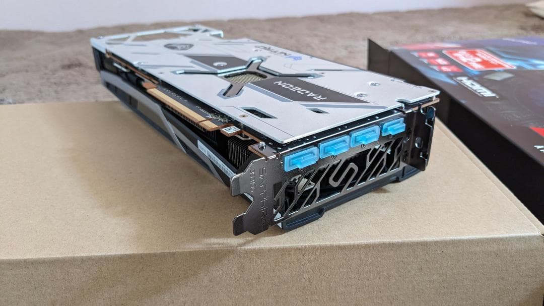 グラフィックボード・グラボ・ビデオカード SAPPHIRE NITRO+ RADEON RX 6800 OC 16G
