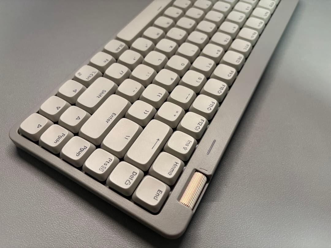 Lofree FLOW Lite 84 ロープロファイルキーボード