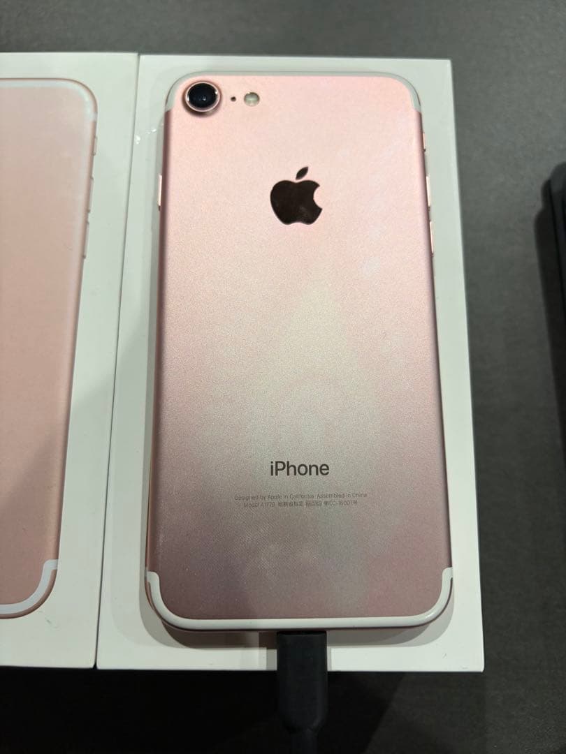 Apple iPhone 7 128GB ローズゴールド 本体