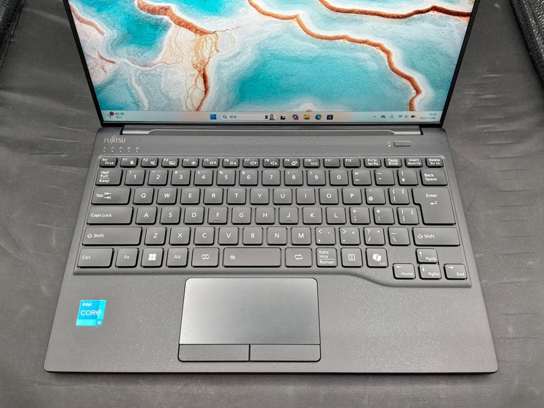 Fujitsu LIFEBOOK UH WU2/J3 i5-1345U 超軽量