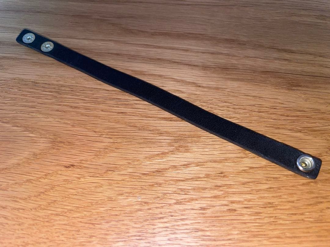 タイムセール UNDERCOVER アンダーカバー ロゴ レザーブレスレット