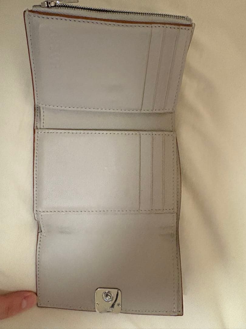 ロエベ　三つ折り財布