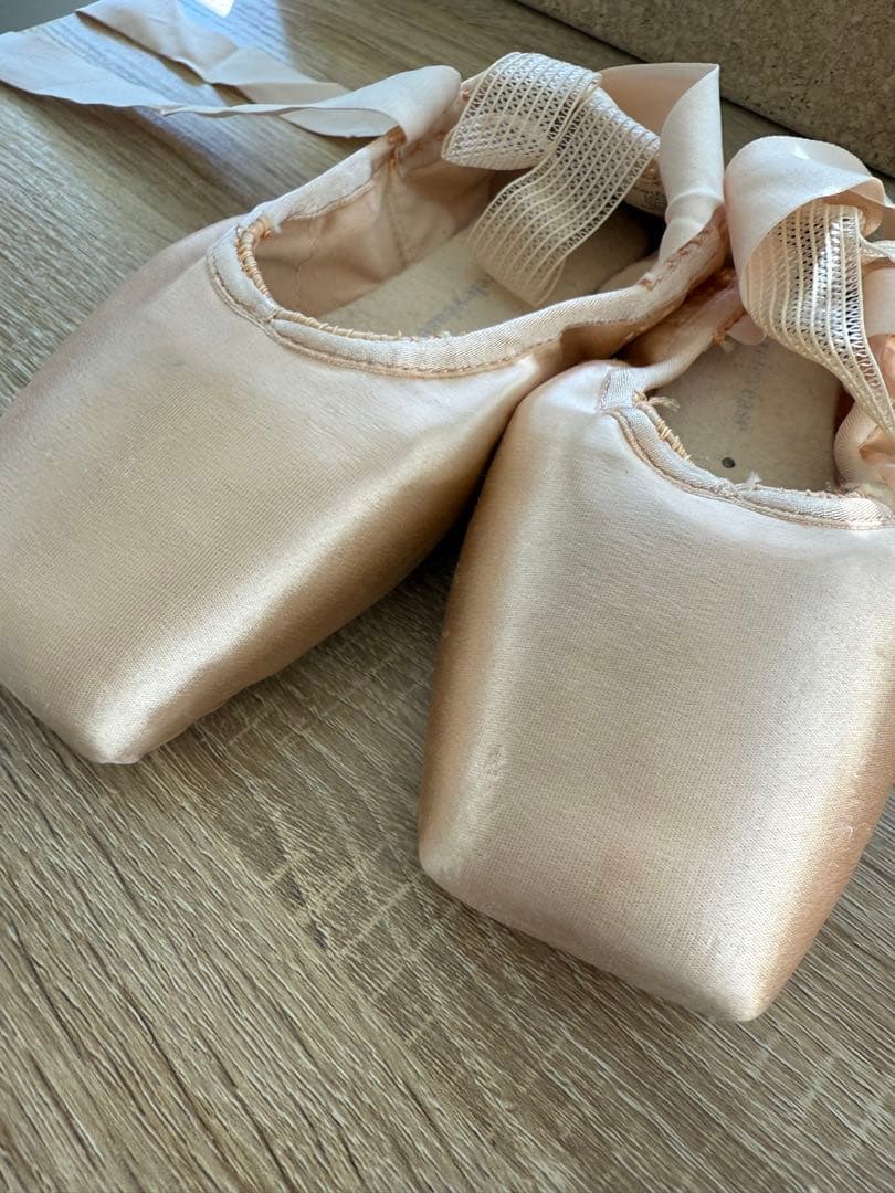 ⭐︎リボン付き⭐︎BLOCHエレガンスストレッチ5.1/2xx