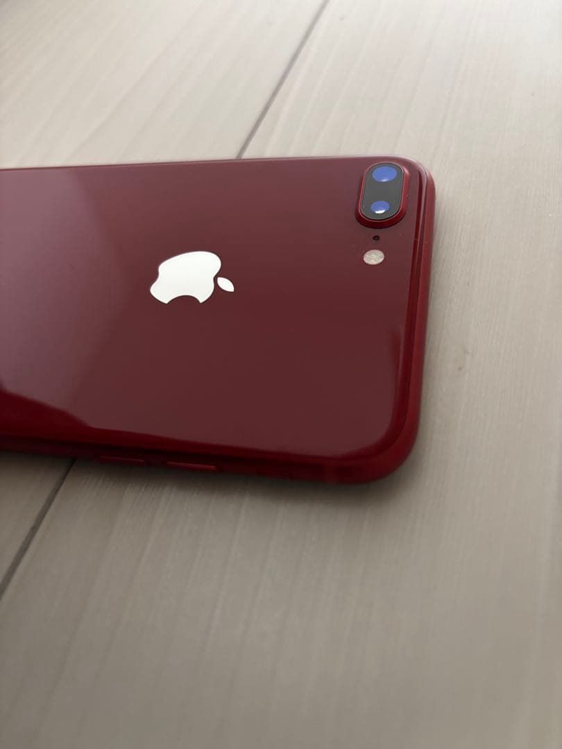 【美品】iPhone8 Plus 64GB レッド docomo対応端末