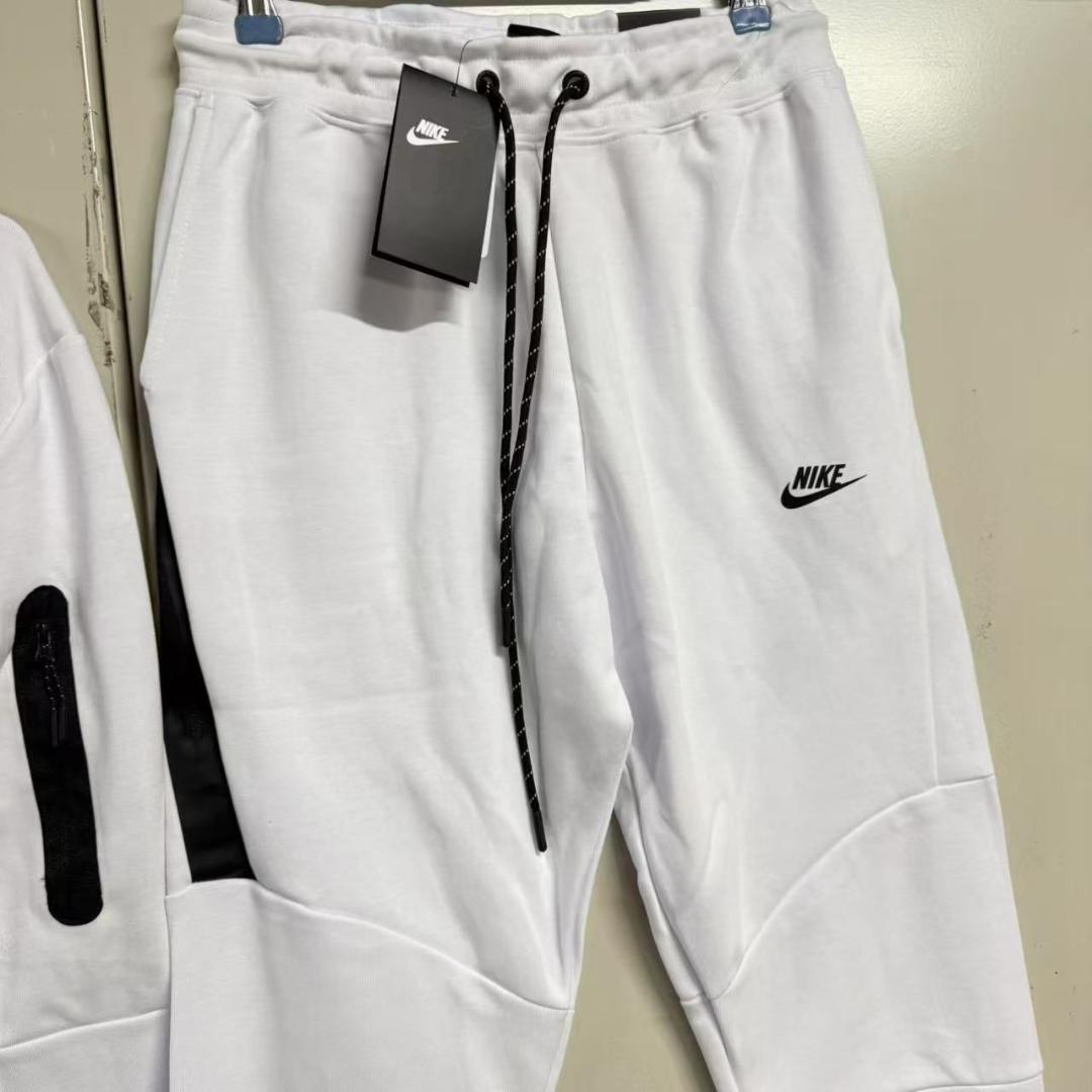 Nike Tech Fleece スポーツセット ホワイト L サイズ