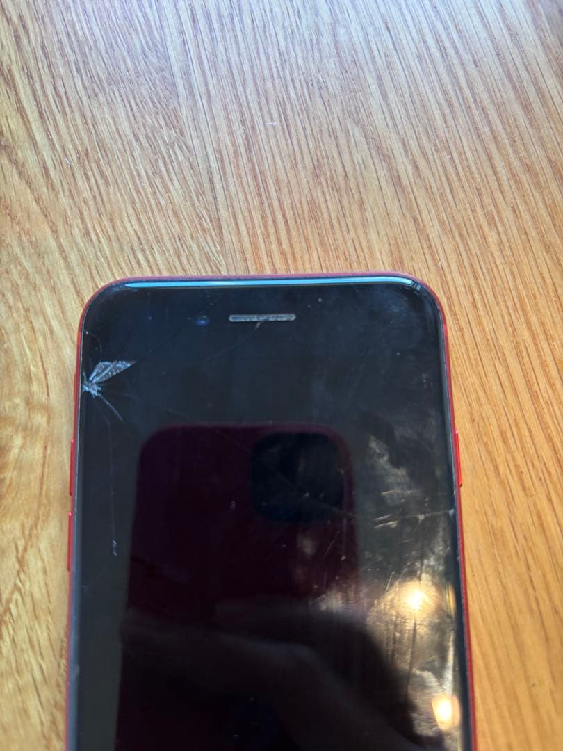 iPhone SE 第二世代　128GB 赤