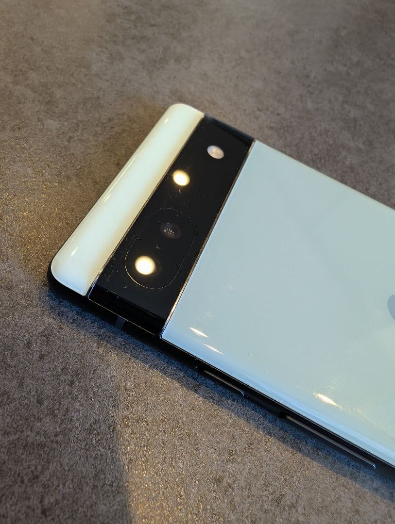 Google Pixel 6a 本体 画面ひび割れあり