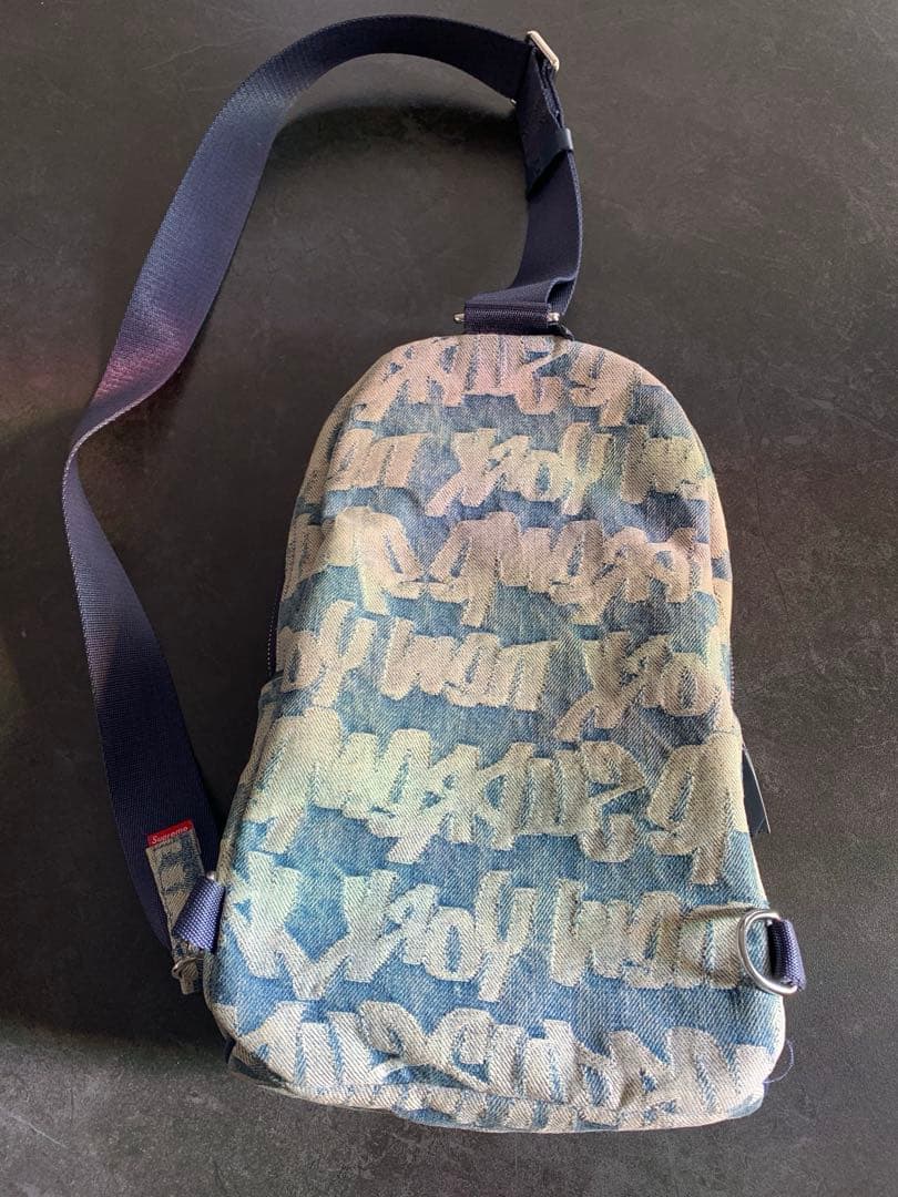 レア ☆ Supreme グラフィティ柄 スリングバッグ デニム ステッカー付き