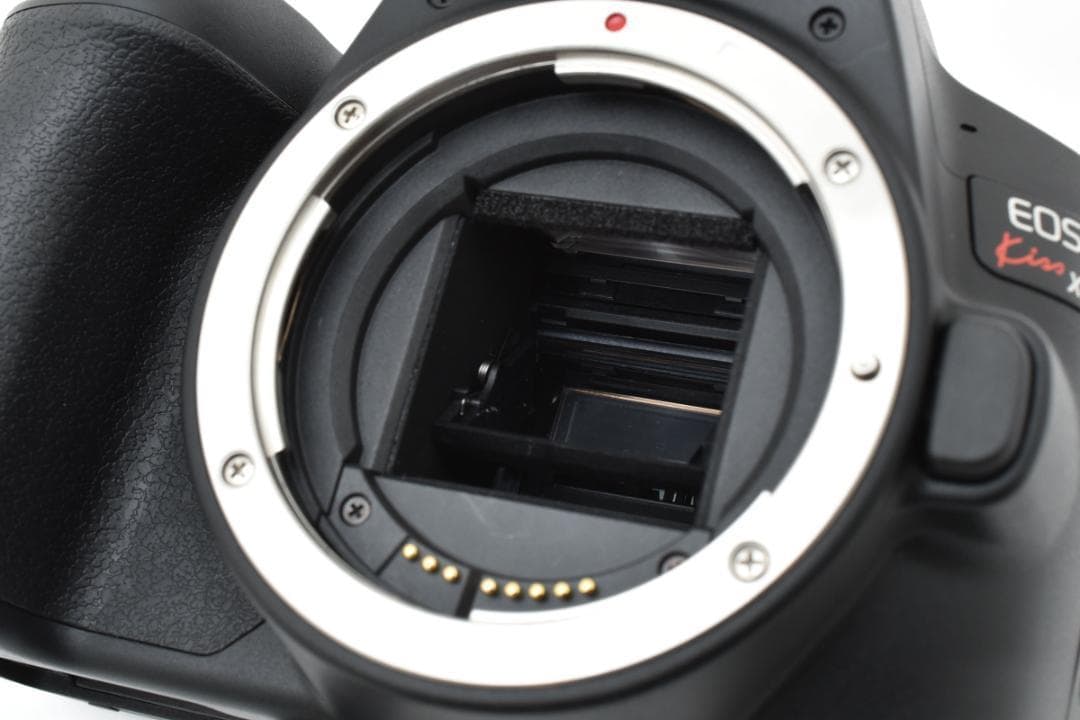 【ゆんころ】Canon kiss X10 ダブルレンズ Wi-Fi