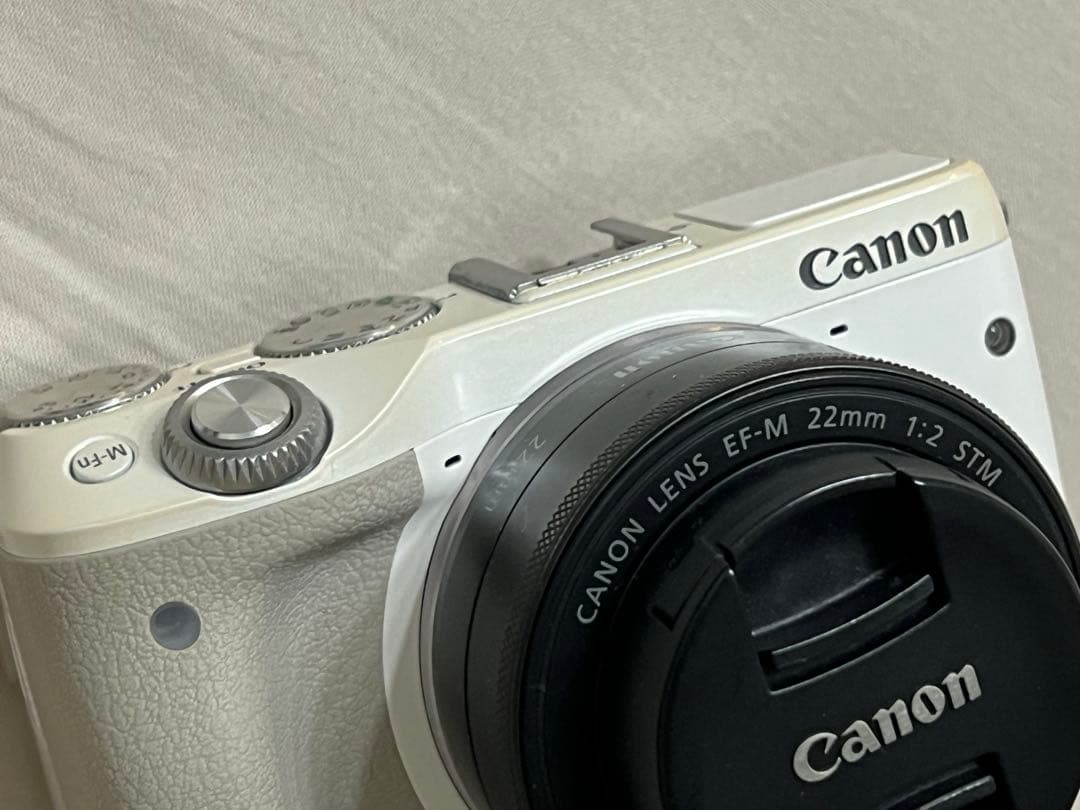 Canon EOS M3 ダブルズームキット+単焦点レンズ