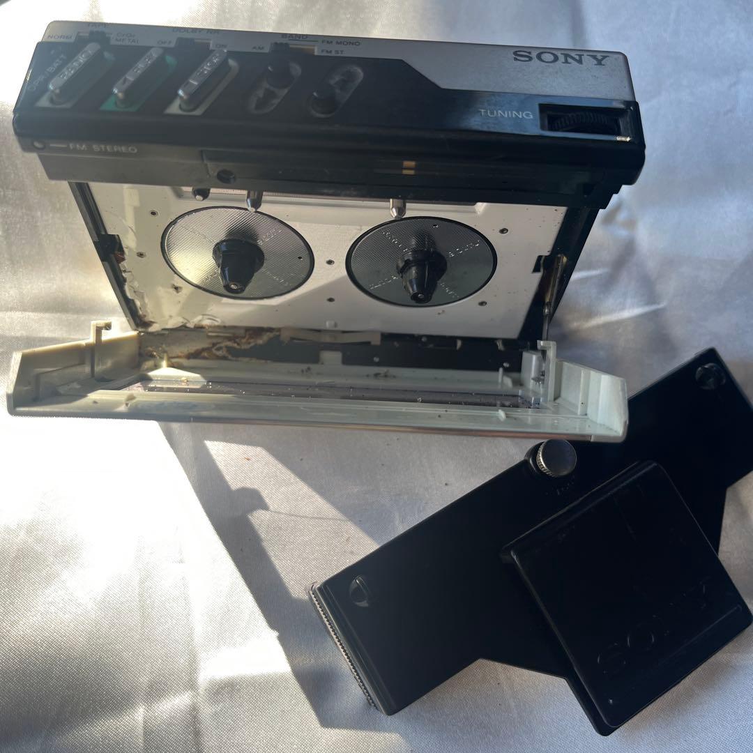 お値下げしました‼️希少品SONYWM-F15FM/AMステレオカセットプレーヤー