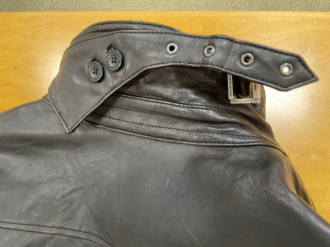 バーバリーブラックレーベル レザーシングルライダースジャケット