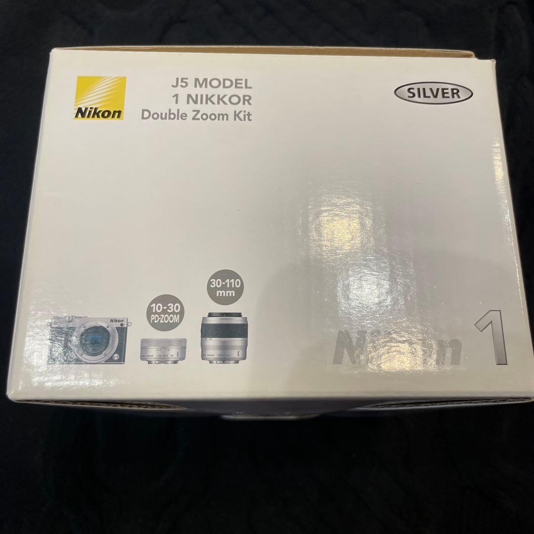 Nikon 1 J5 ダブルズームレンズキット シルバー　ジャンク品