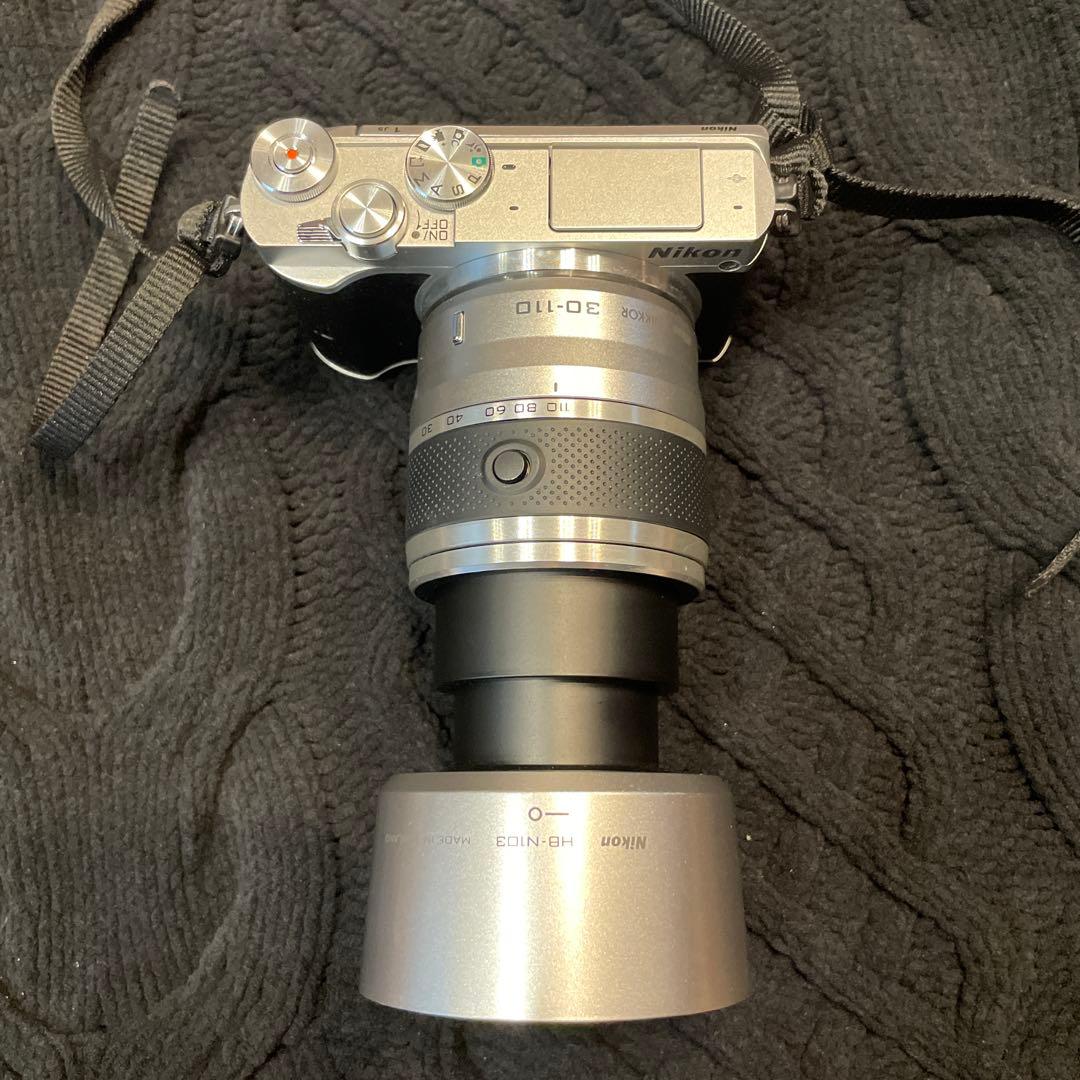 Nikon 1 J5 ダブルズームレンズキット シルバー　ジャンク品