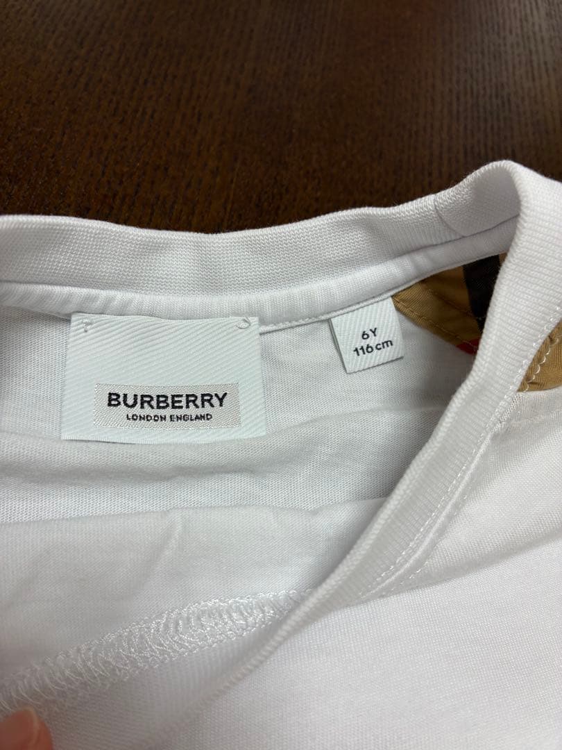 BURBERRY チェック柄襟 Tシャツ 116cm