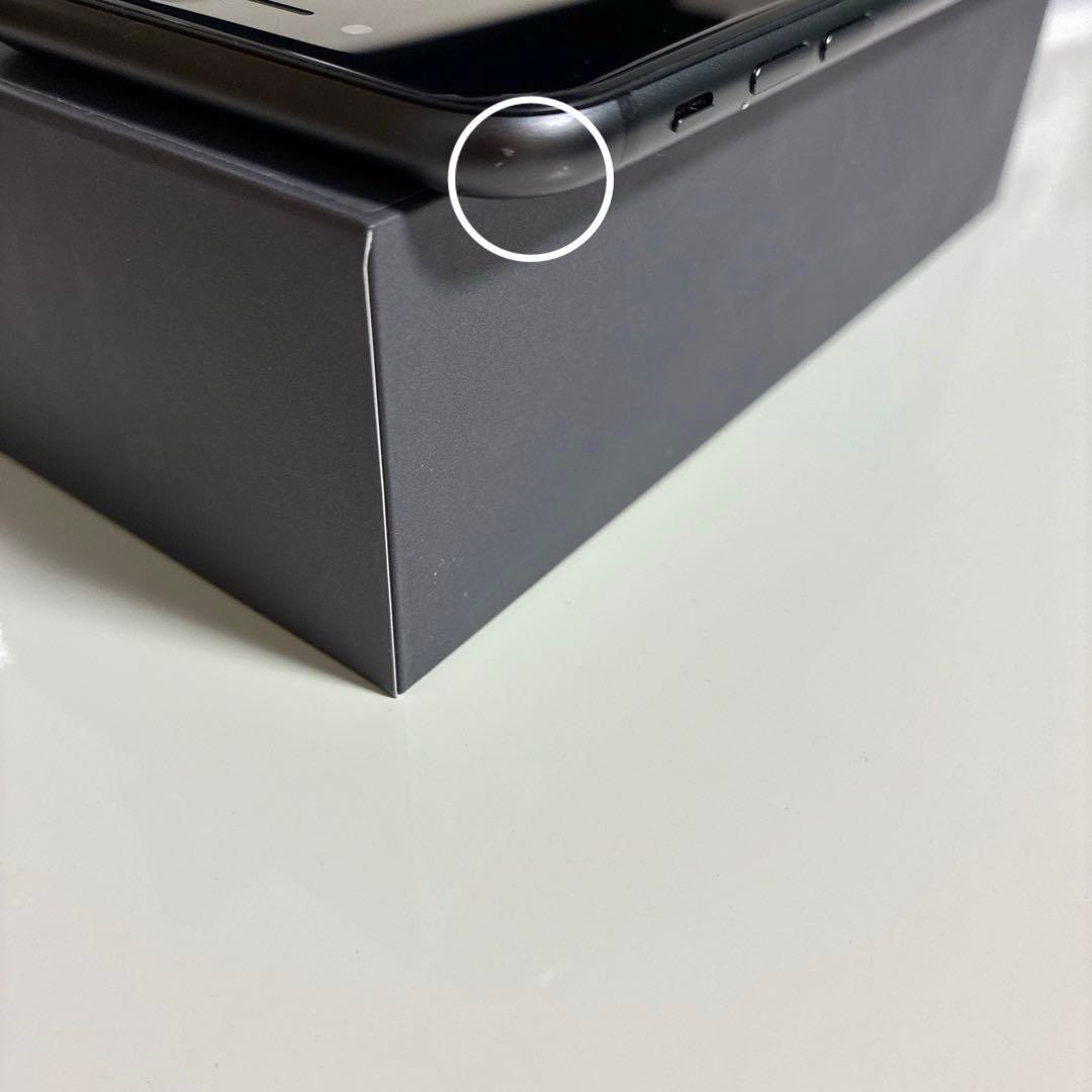 iPhone8 64GB 箱付き　ACアダプター未使用品付き