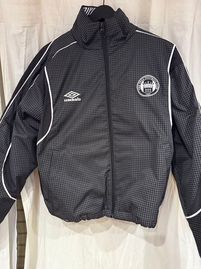 Umbro チェック柄ナイロンジャケット