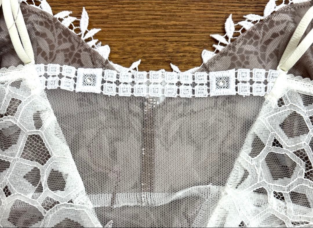 Y*1様 サルート44『ケニア』SizeL　IV プレステージ　匿名配送 44