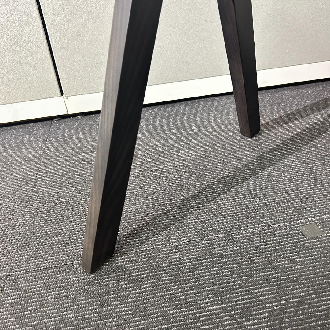 【展示品・2024年製】内田洋行 ミーティングチェア エルマー ブラック