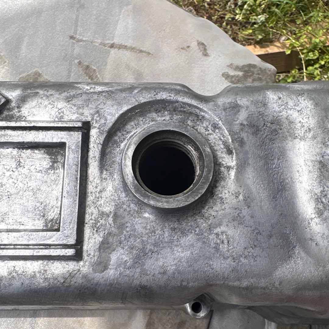 L型 タペットカバー ヘッドカバー