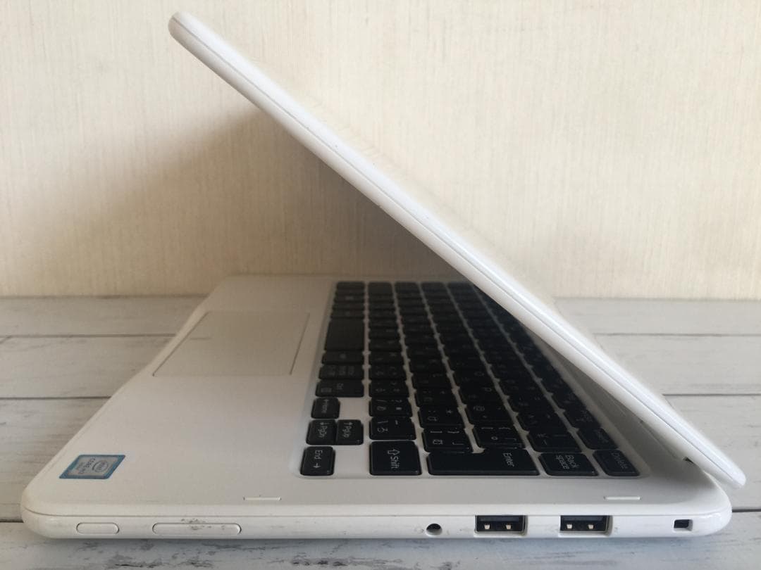 DELL INSPIRON 11 軽量・コンパクト　2in1 ノートパソコン