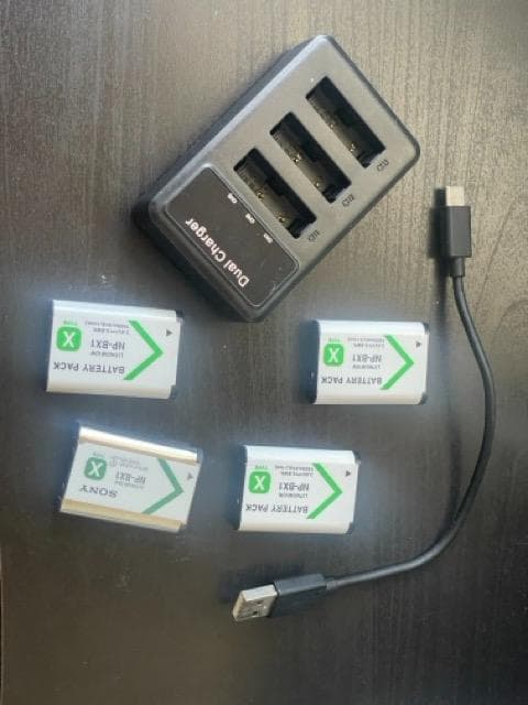 予備バッテリー4個付き！ VLOGCAM ZV-1Fホワイト SONY リグ