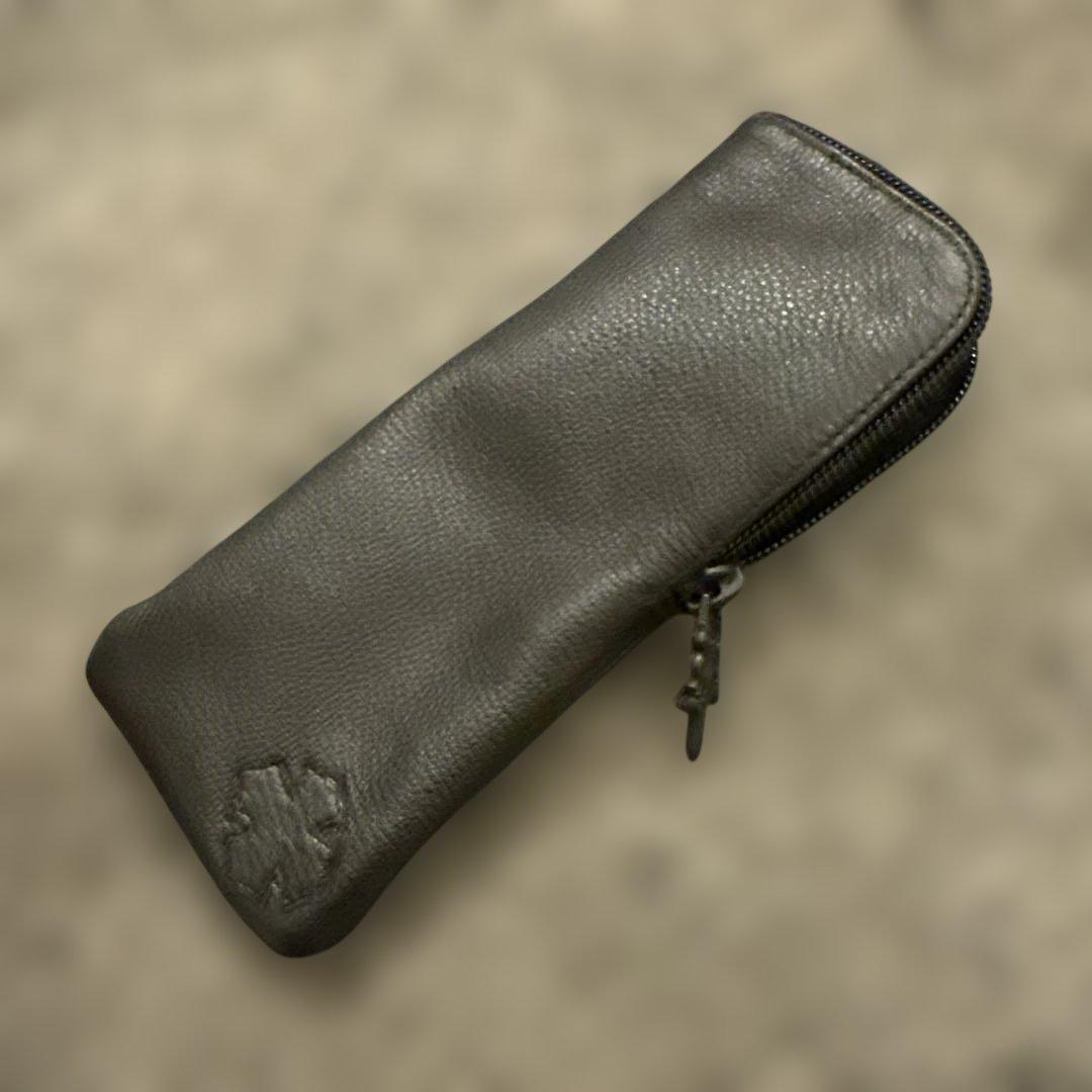 クロムハーツ　黒いレザー メガネケース