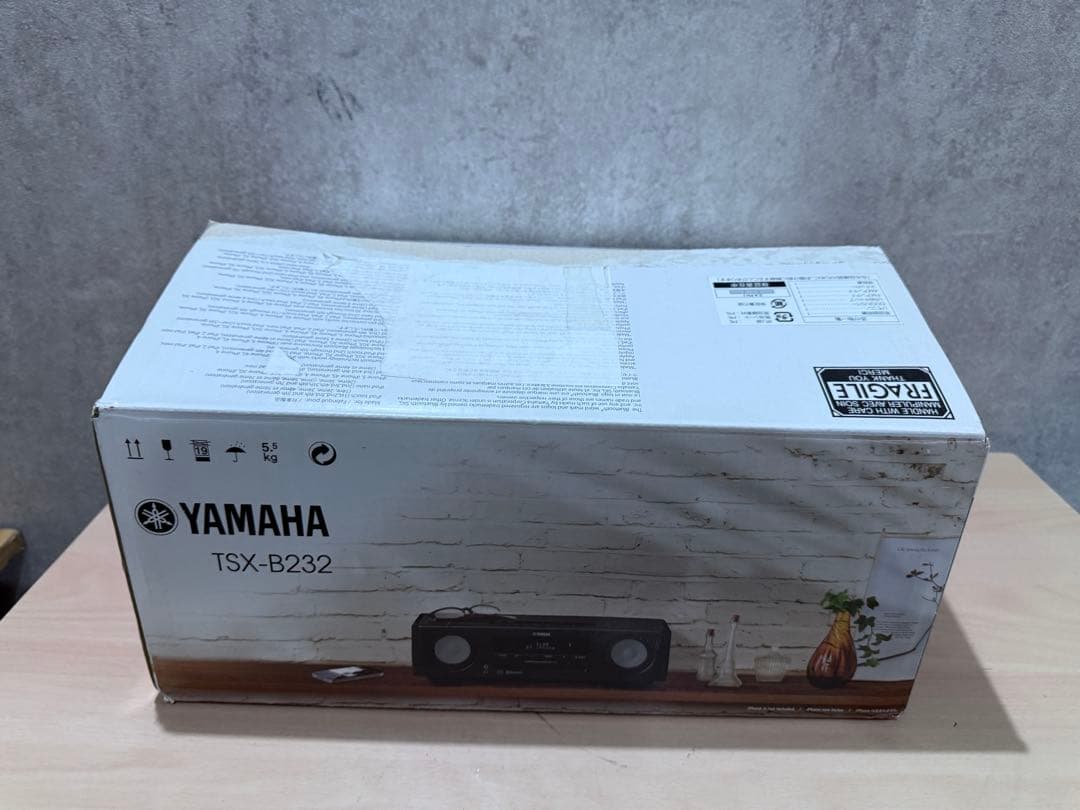 ラジオ・コンポ YAMAHA TSX-B232 Desktop audio system