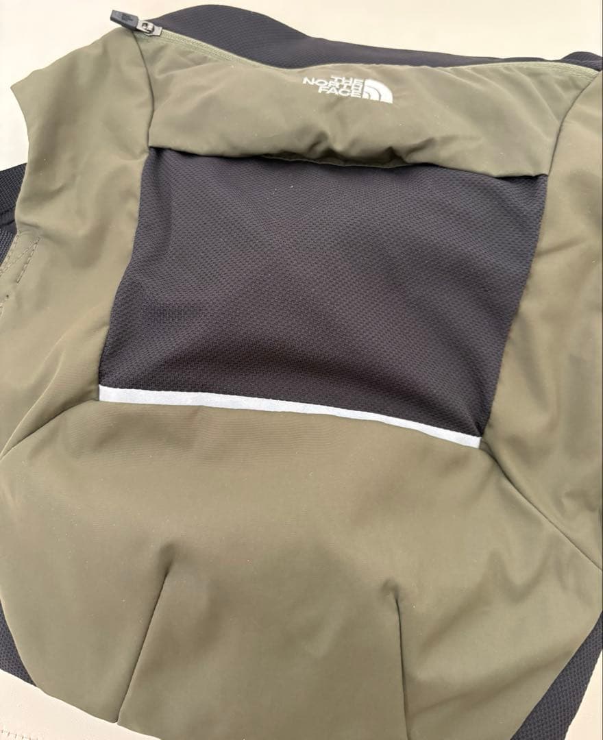 美品 THE NORTH FACE 抱っこ紐 オリーブグリーン ノースフェイス