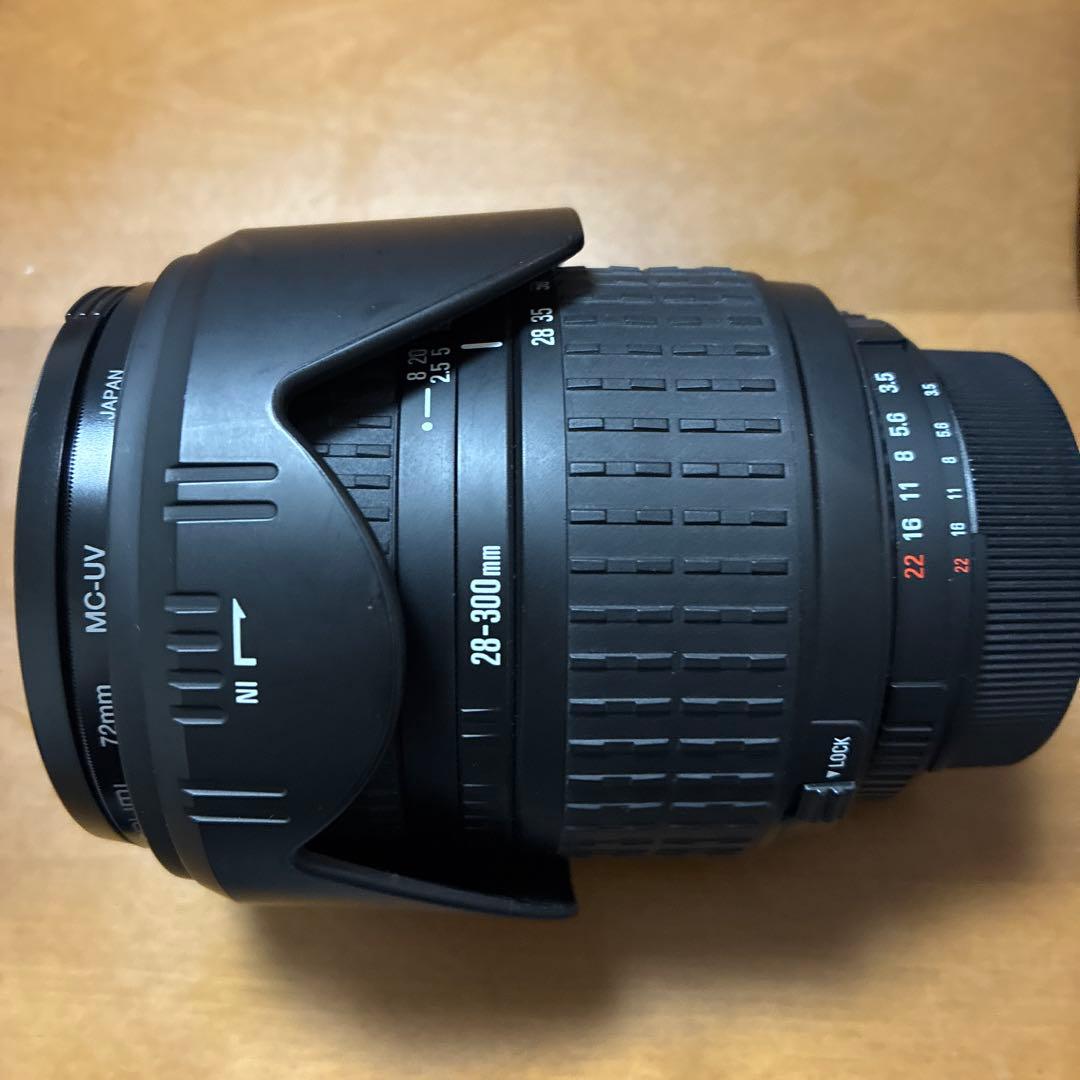 美品　カメラレンズ　SIGMA ズームレンズ　28-300mm F3.5-6.3
