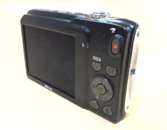 ♪完動品♪ニコン Nikon クールピクス S3100　SDカード付　希少色