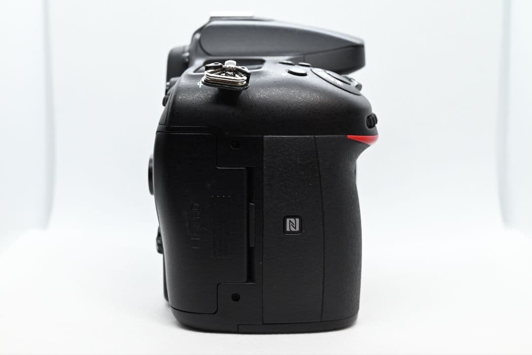 シャッター数9451回 Nikon D7200 ボディのみ APS-C一眼