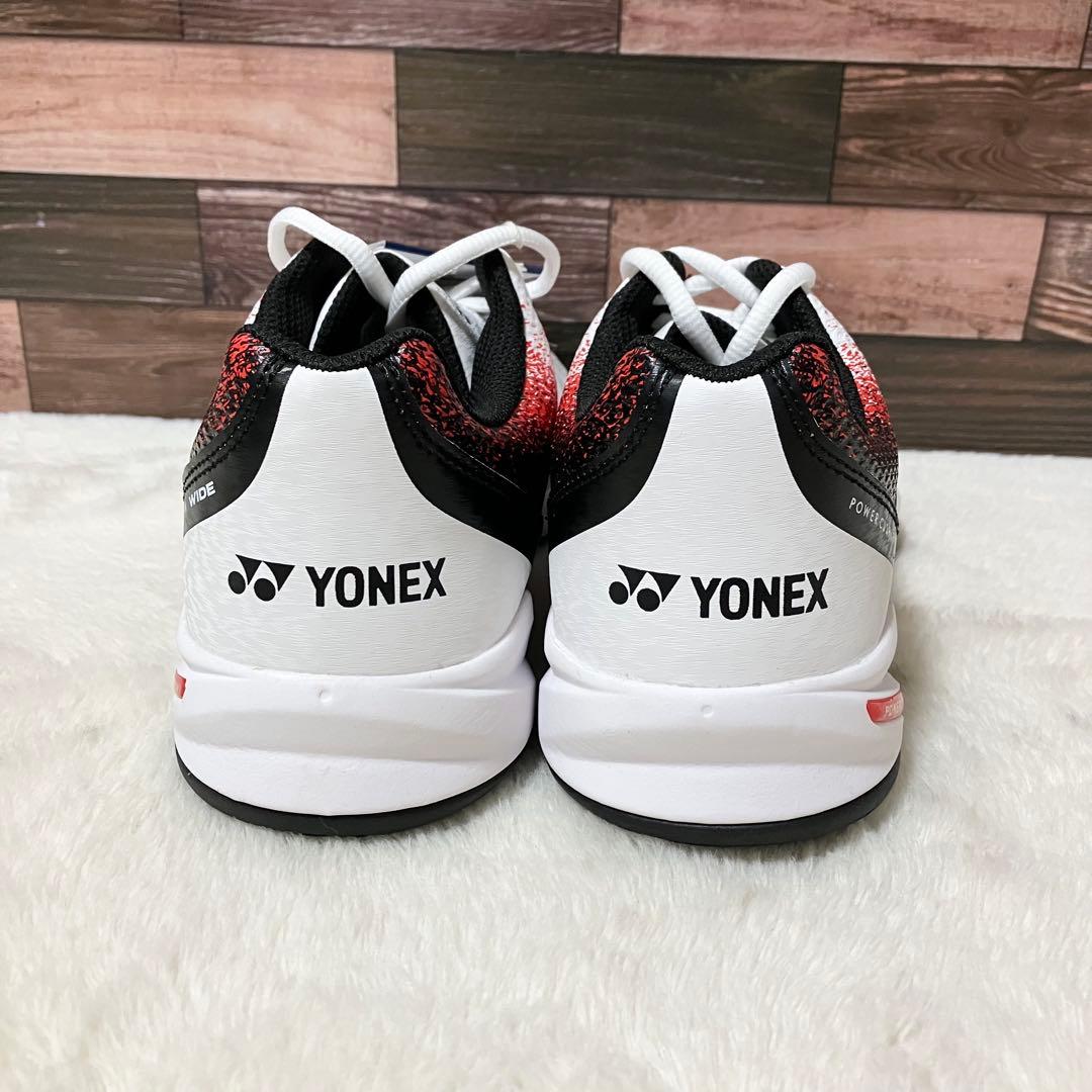 新品同様 YONEX テニスシューズ 26.0 パワークッションチームワイドGC