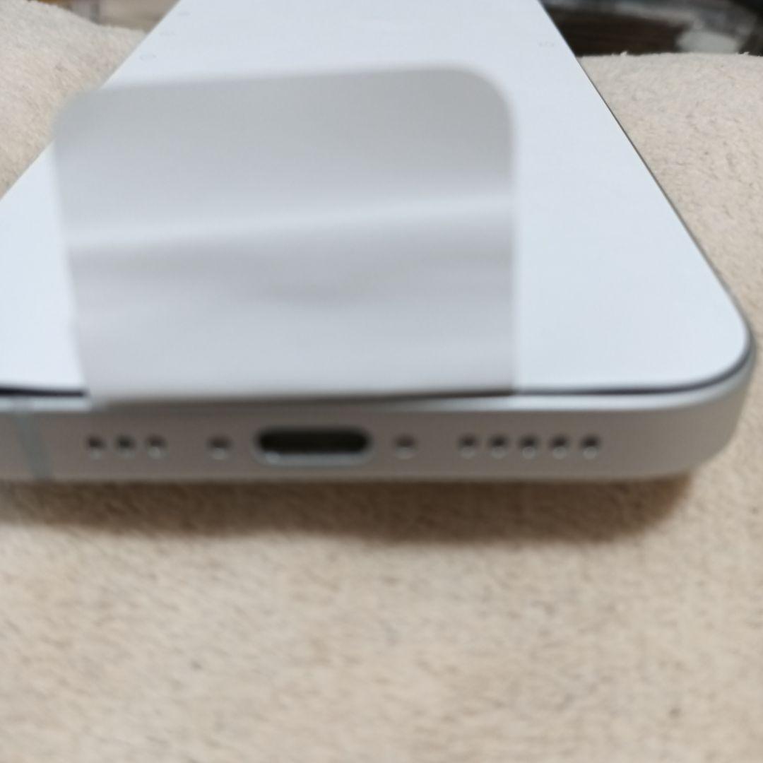 スマートフォン本体 Apple iPhone 16e