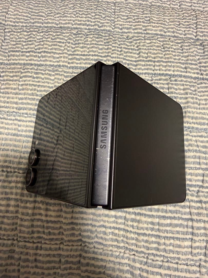[格安]Galaxy Z Flip7 256GB ブラックSIMフリー