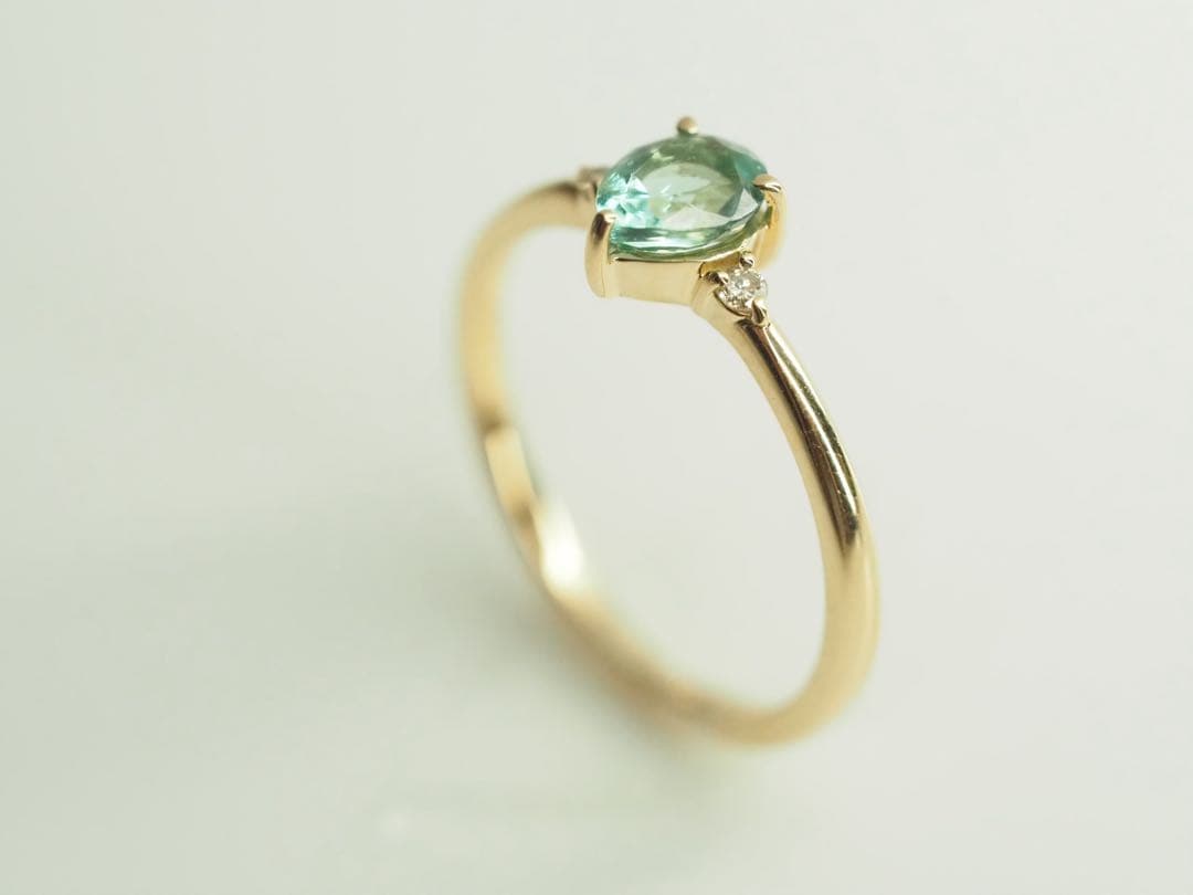 ◎ペアシェイプ♡K18YG天然エメラルド&ダイヤモンドリング　ソーティング　3号