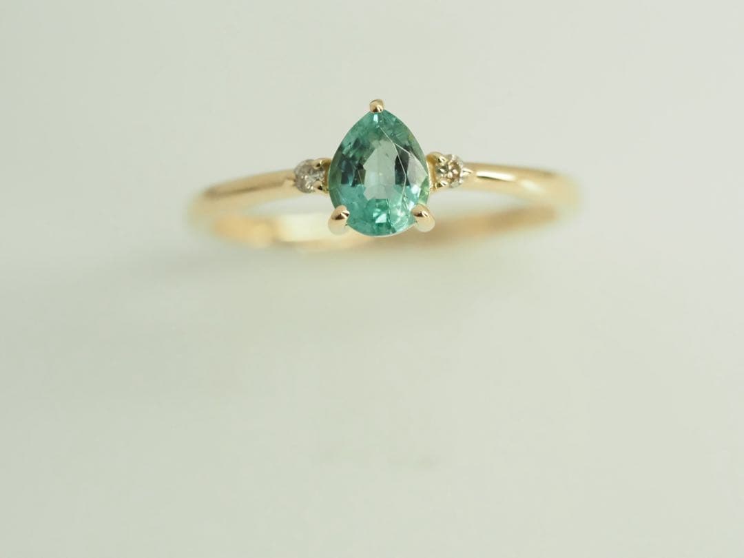 ◎ペアシェイプ♡K18YG天然エメラルド&ダイヤモンドリング　ソーティング　3号