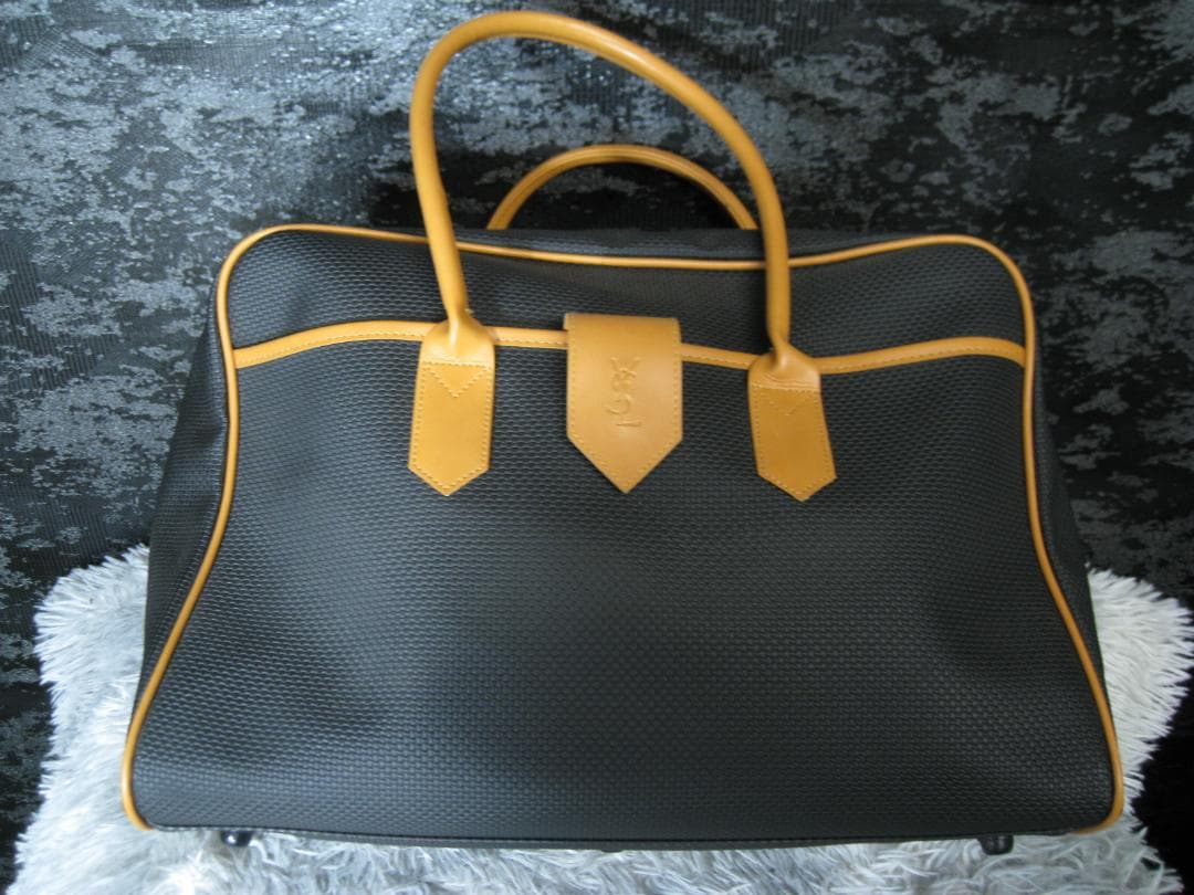 イヴサンローラン　ボストンバッグ