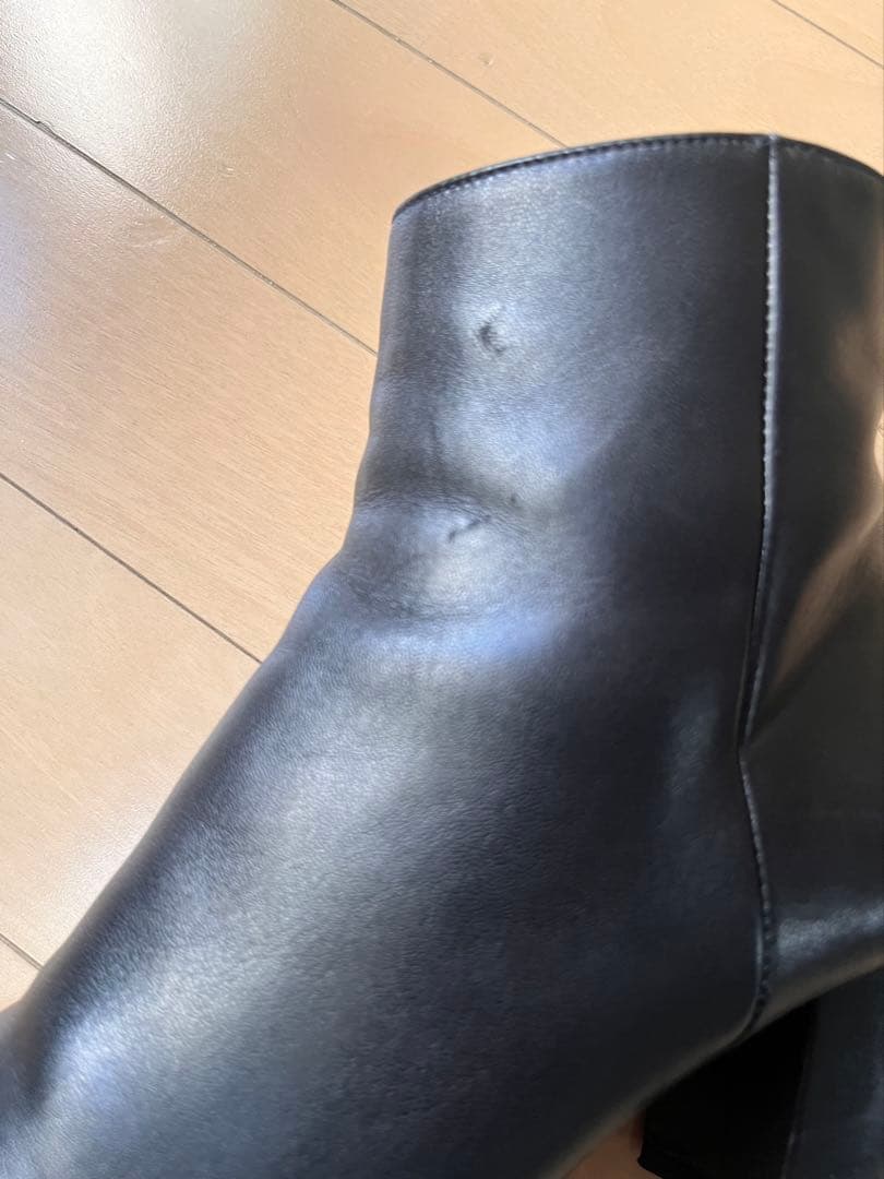 y*o様 プラダ★ブラックレザー★ブーティ★ジッパー付き