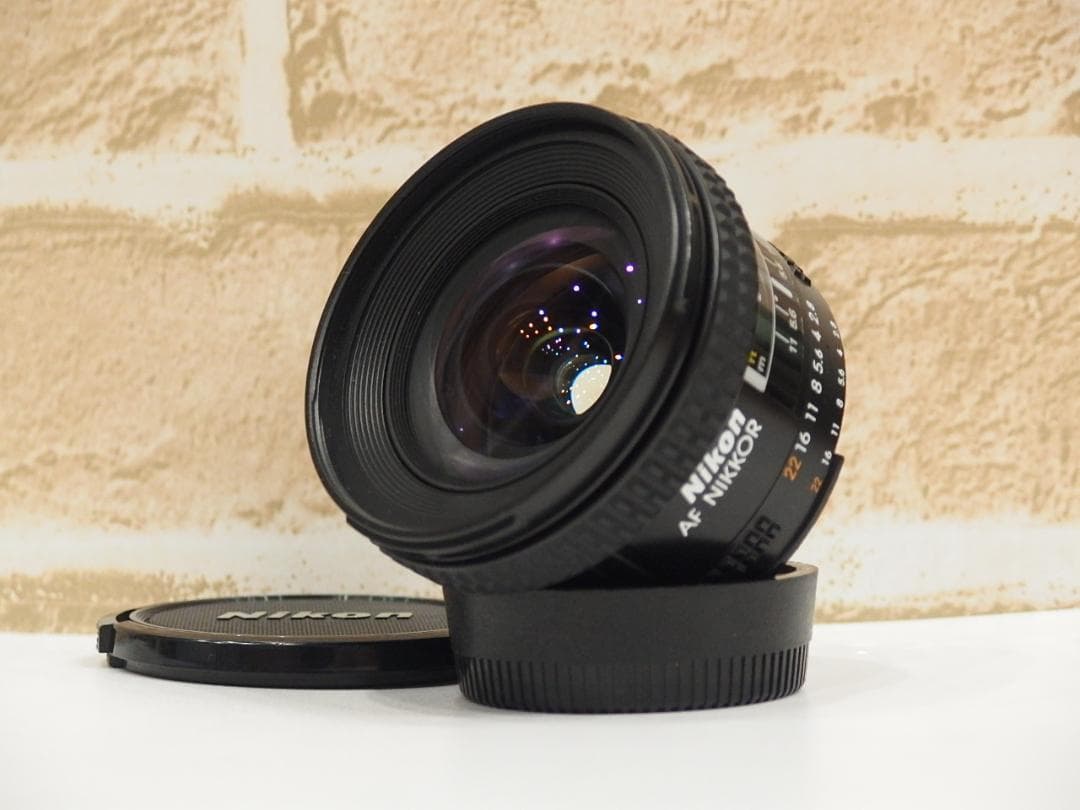 Nikon AF NIKKOR 20mm F2.8 広角単焦点レンズ