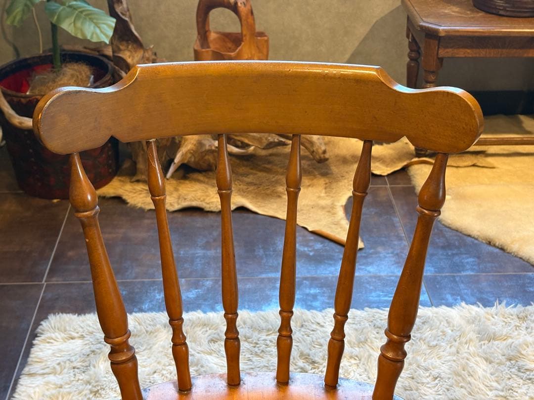 ①飛騨産業　キツツキマーク　ウィンザーチェア　スポークチェア　ヴィンテージ　nz