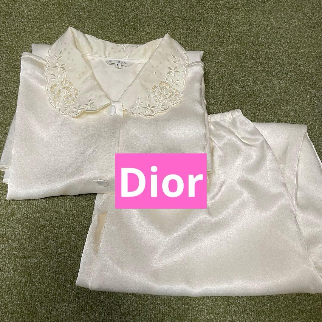 Christian Dior サテンパジャマ Mサイズ アイボリー