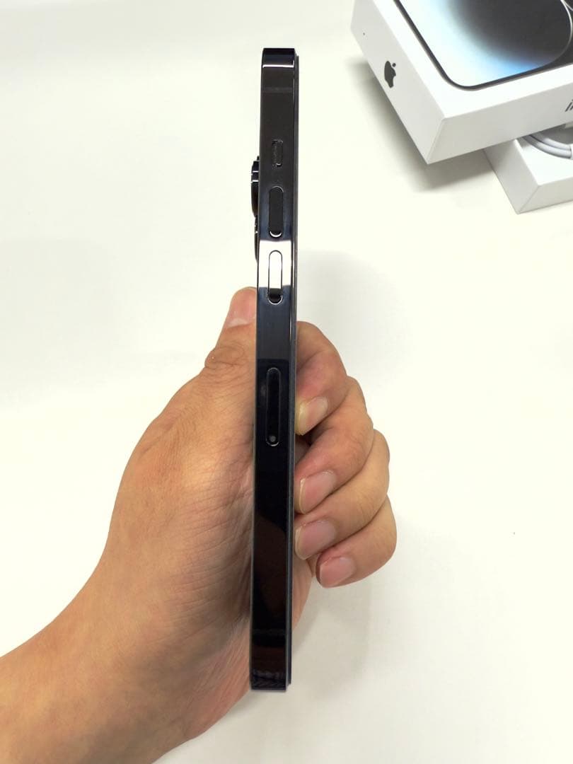 翼iPhone 14 Pro 256G 海外SIMフリー